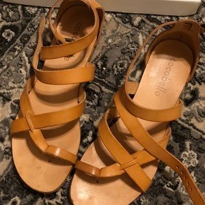 Cocobelle Cyprus Sandals in Natural